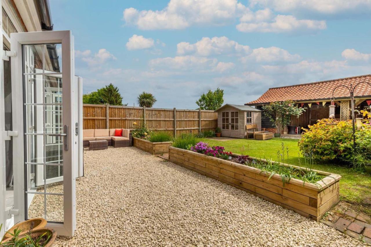 Host & Stay - Church Lane Cottage Filby Exterior foto
